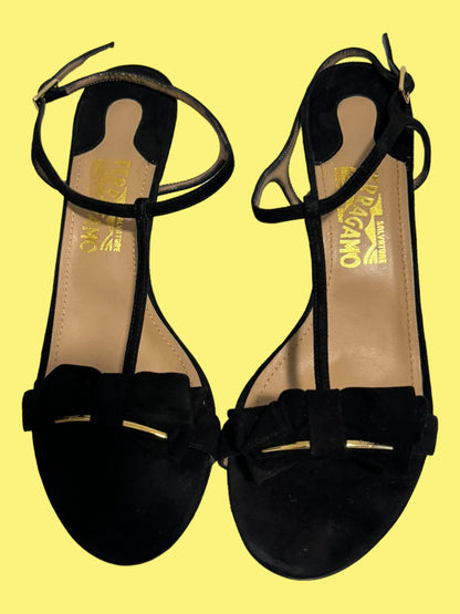 SALVATORE FERRAGAMO suede sandals size 11